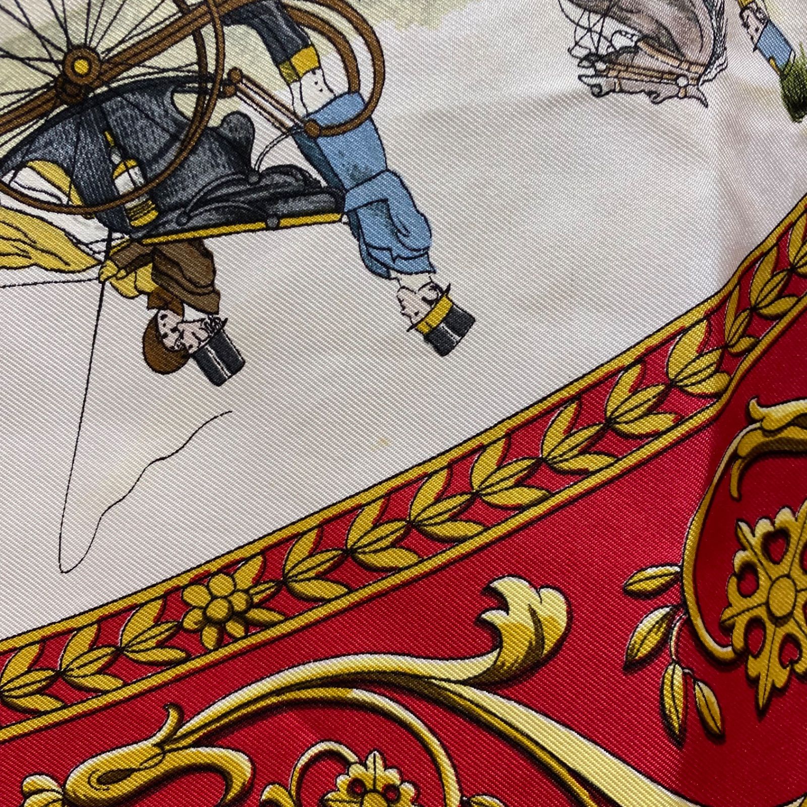 エルメス カレ90 LA PROMENADE DE LONGCHAMPS シルクスカーフ