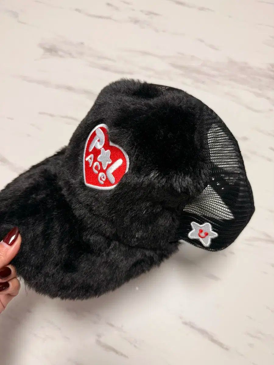 パレス クラブ トラッカー ファー ベースボールキャップ