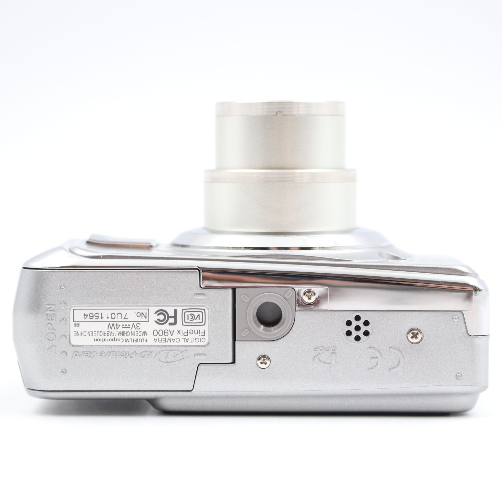 □極上品□ FUJIFILM FinePix A900 シルバー コンパクトデジタルカメラ