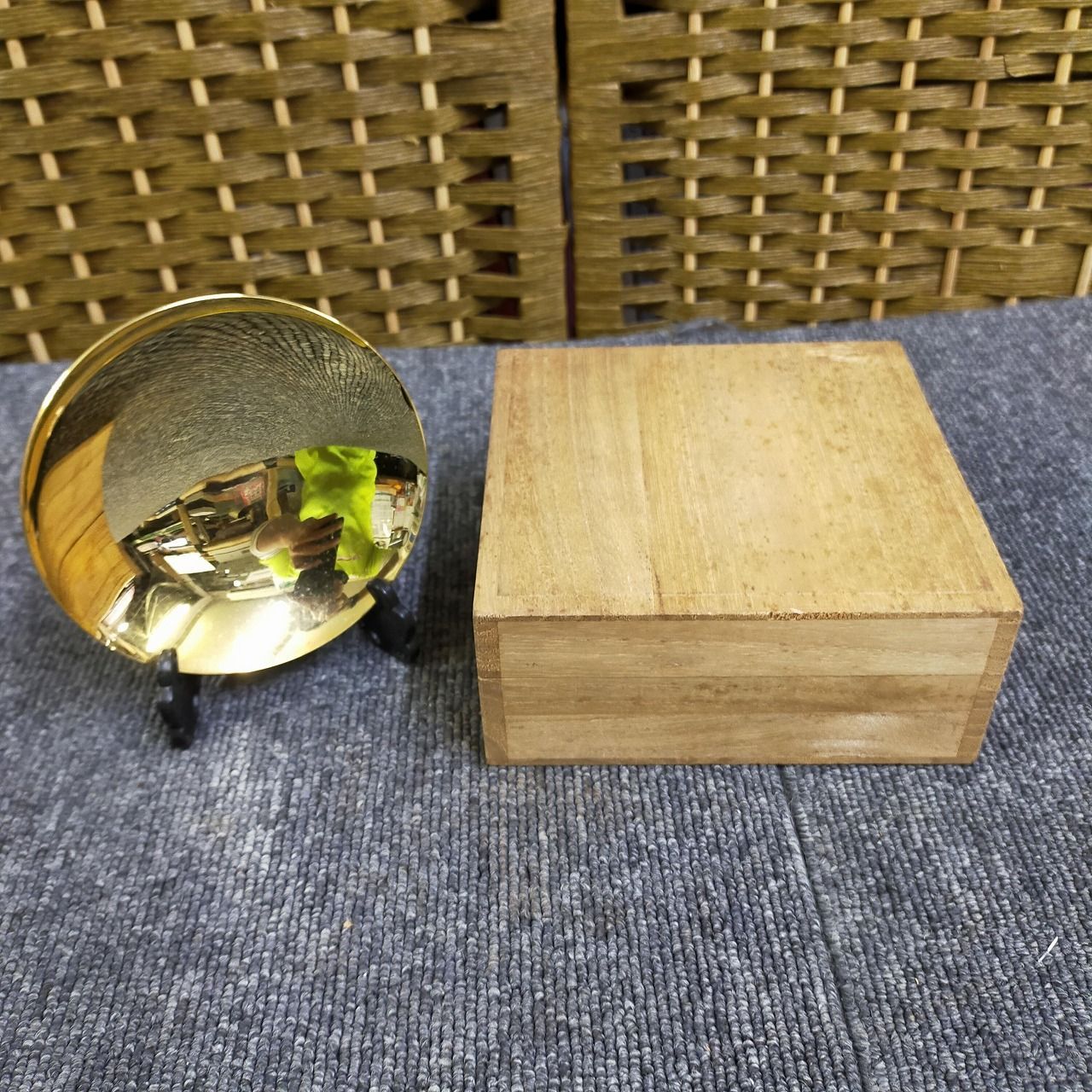 E16-20251111-06 24K GP 記念金盃 木箱入り ラジオ作品展 記念品