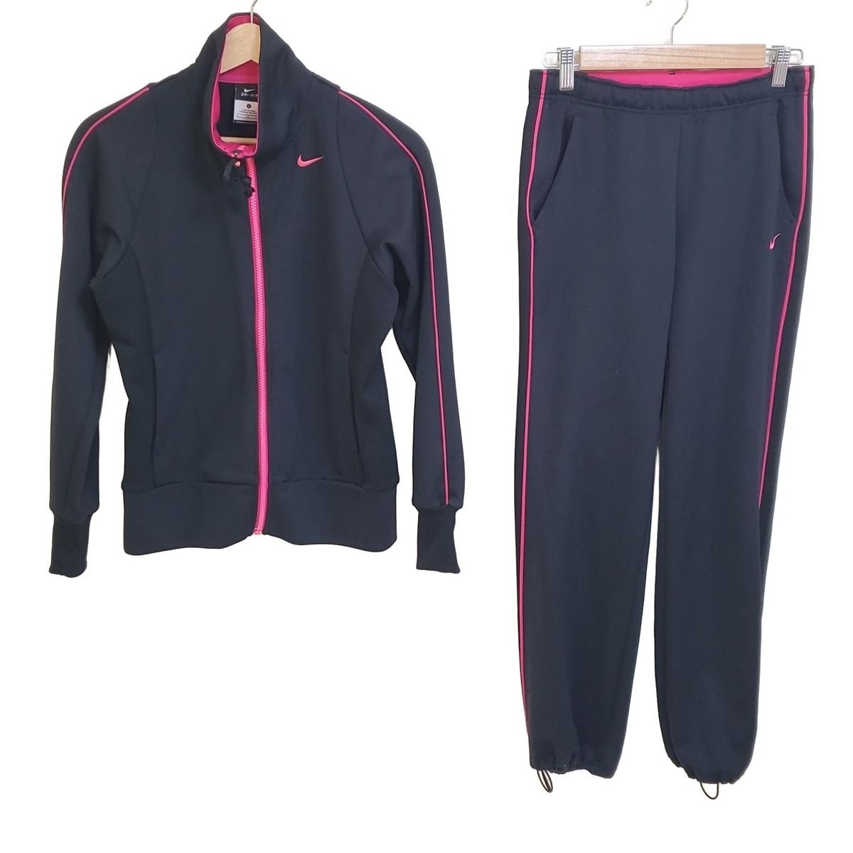 NIKE ナイキ レディースパンツセットアップ レディース - 黒×ピンク WWW_SMP1DAWEKUDUS_SCH_ID