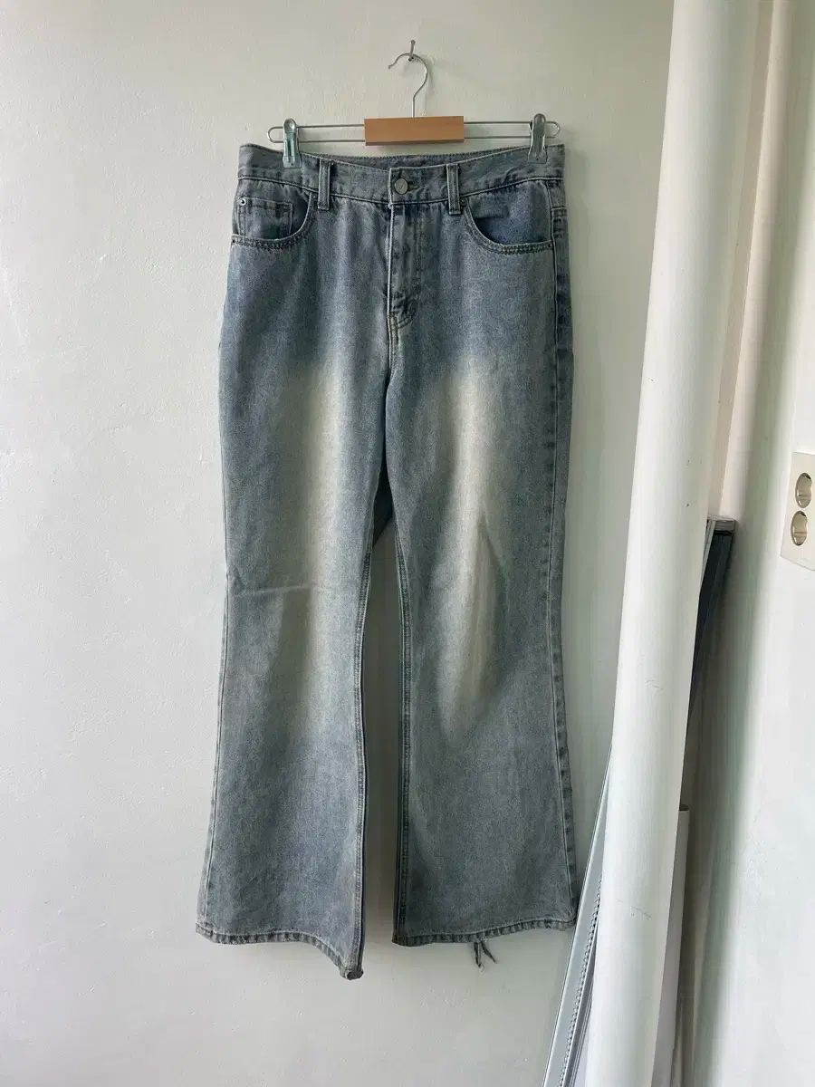 ノイア ダメージ フ デニム パンツ 48