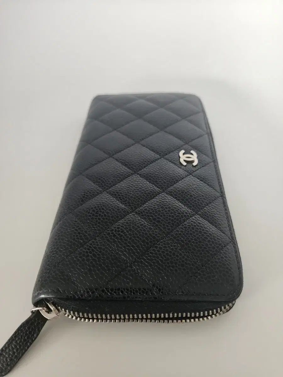 デパートCHANEL シャネル ブラックキャビア シルバー ジッパー ドル 長財布 状態良し