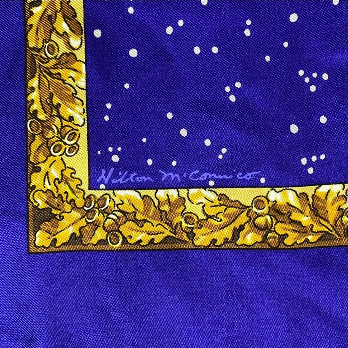 シルクスカーフ