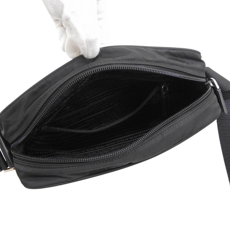 プラダ PRADA ショルダーバッグ 斜め掛けショルダー ナイロン/レザー ブラック BT0167 中古 新入荷 OB2704 プラダ PRADA ショルダーバッグ 斜め掛けショルダー ナイロン/レザー