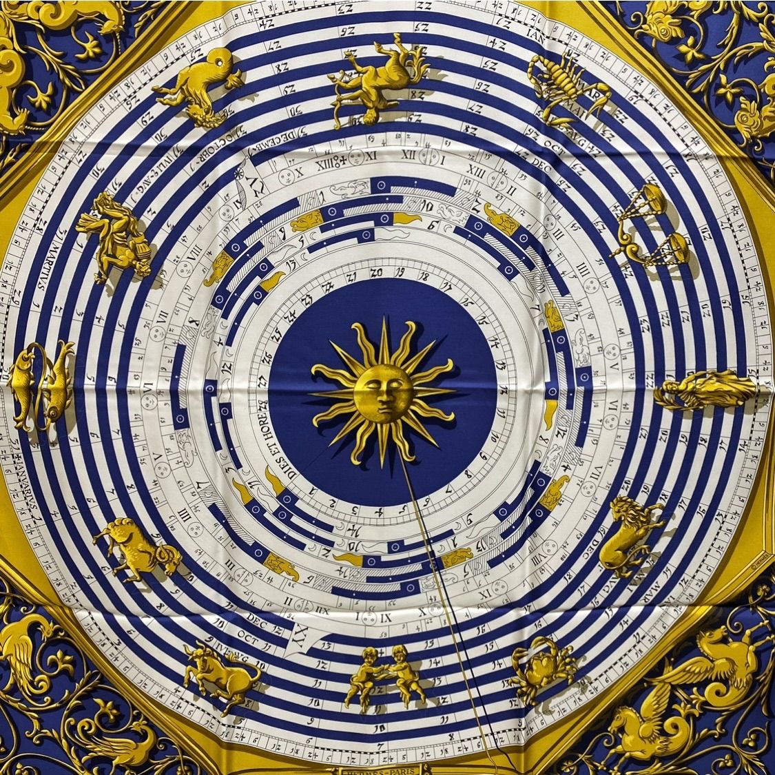 エルメス カレ90 DIES ET HORE シルクスカーフ 占星術 ダークブルー HERMES AC 0092