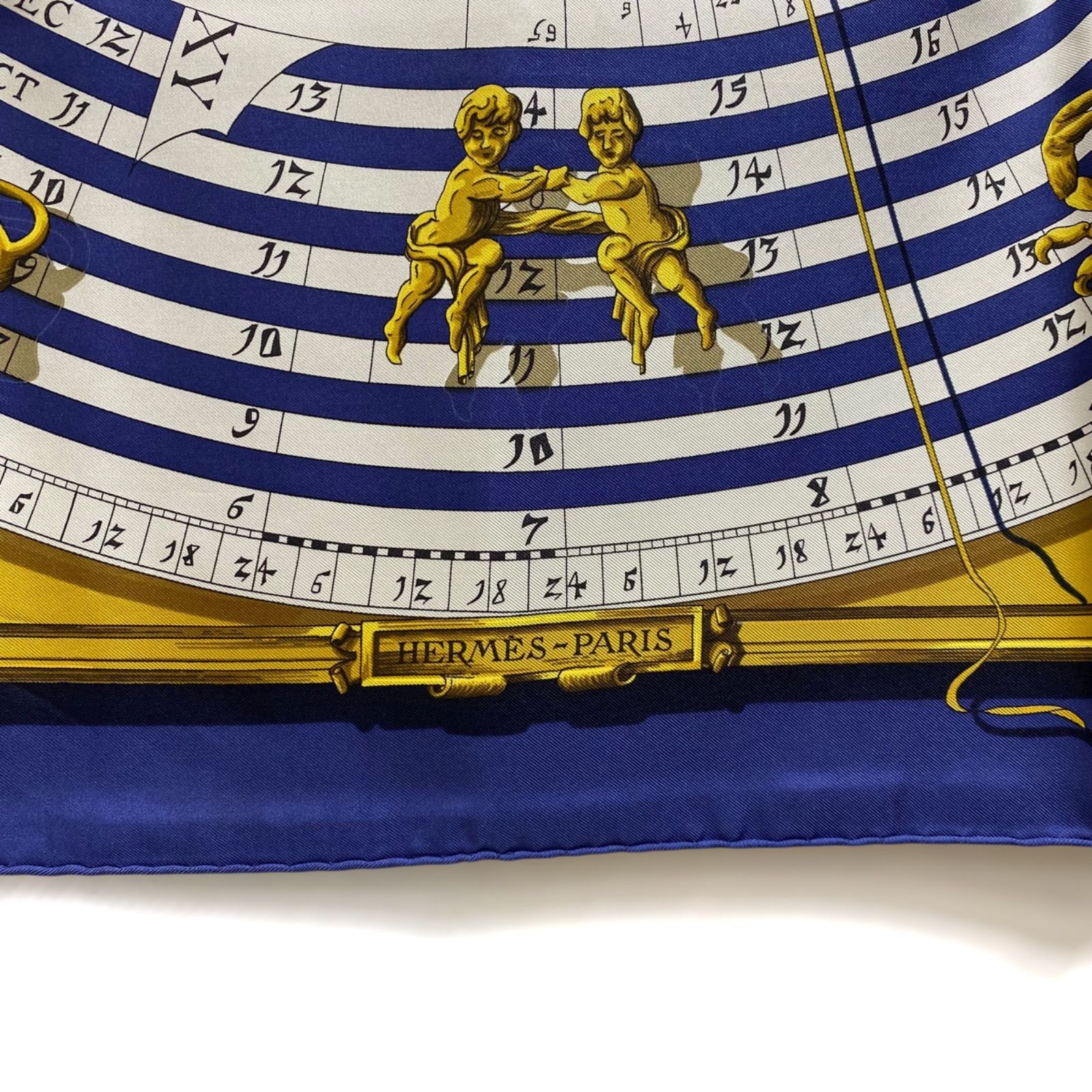 シルクスカーフ