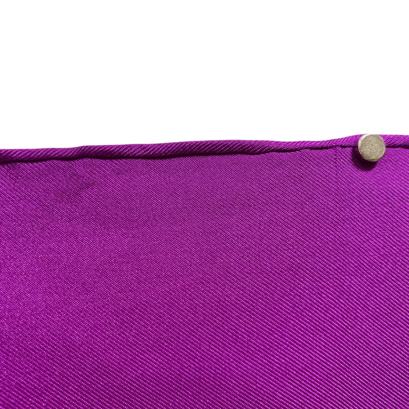 シルクスカーフ