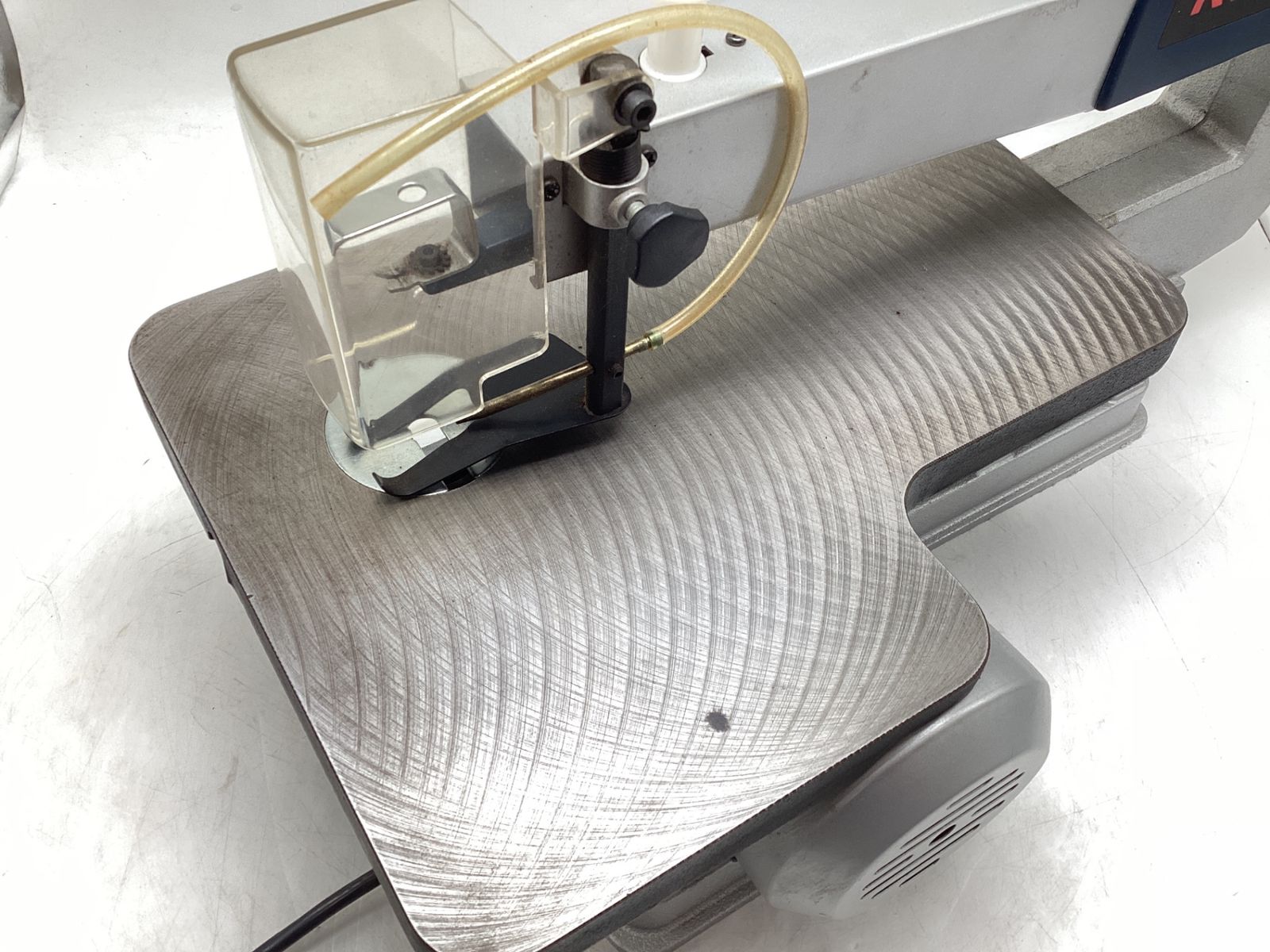 中古品☆RYOBI&frasl;リョービ 卓上糸ノコ盤 TF-45 [IT8RAVE9A280] [エコ