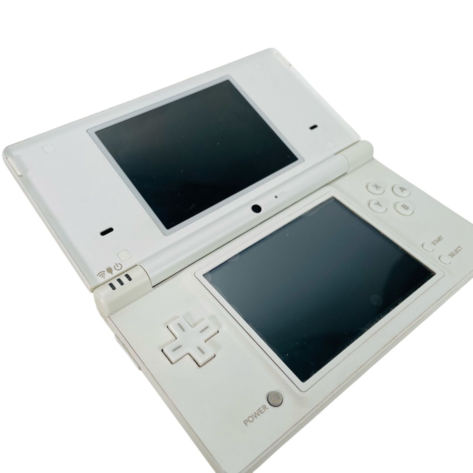 赤字超特価，得価 【すぐ遊べるセット】Nintendo DSi 本体 AC