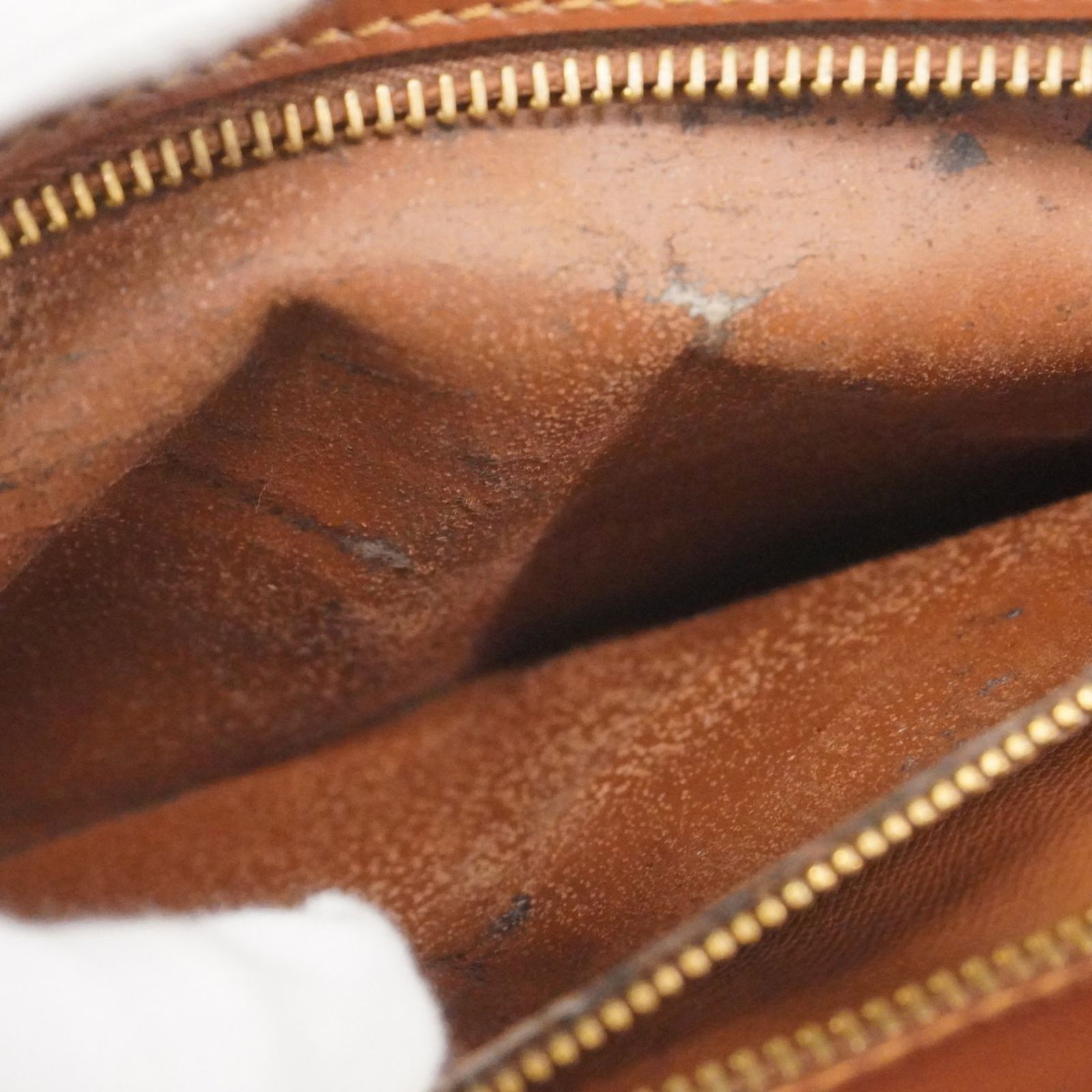 モノグラム アンギャン