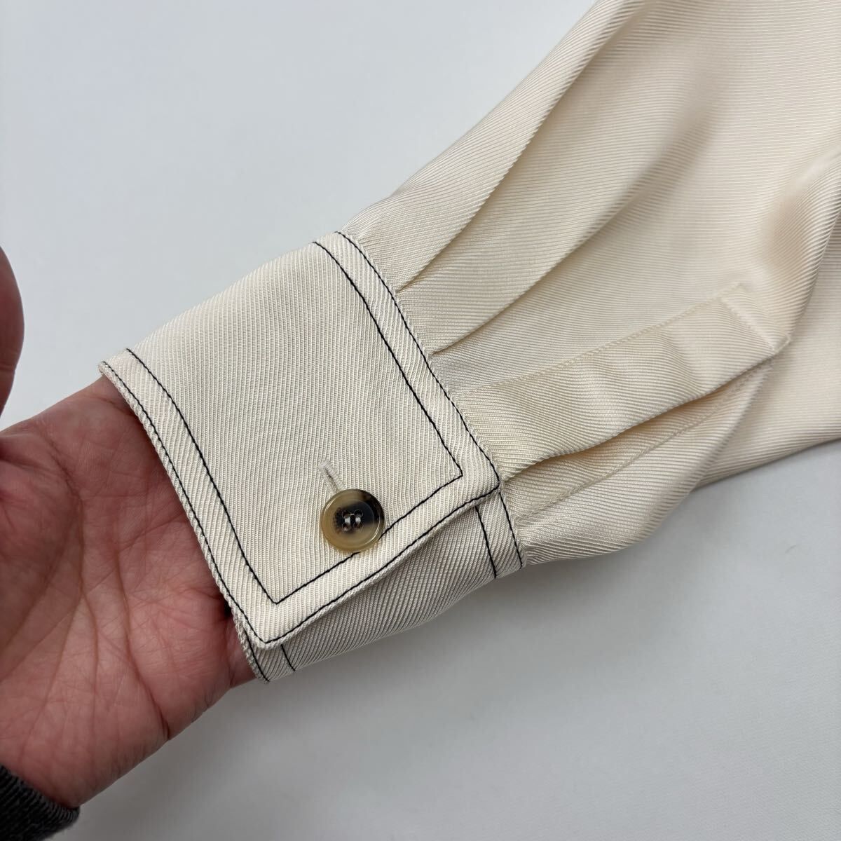  CELINE セリーヌ Phoebe フィービー期 シルク スキッパー プルオーバー シャツ クリーム 系 サイズ 36 711-0110 その他 トップス