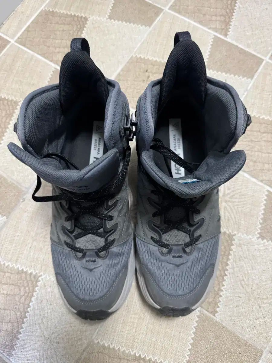 ホカアナカッパ 275 ビブラム Vibram 超軽量 トレッキング ブリーズ