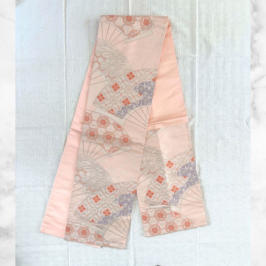  振袖 フルセット 正絹 身丈165 cm トールサイズ 刺繍衿付き パステルグリーン×ピンク×グレー 金彩 蝶模様 上品でかわいいデザイン 成人式 結婚式 前撮りにも 着映えする の正絹ふりそで 振袖 着物