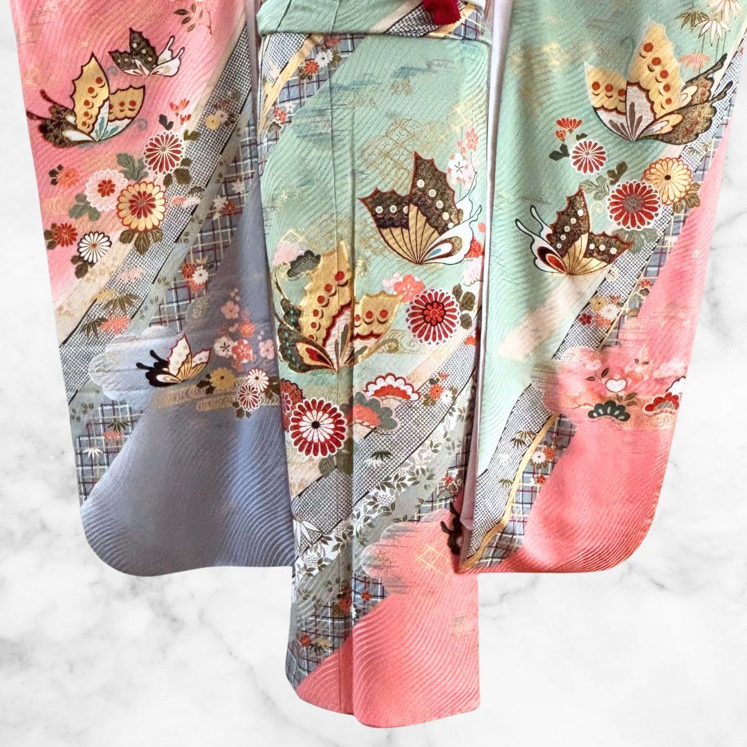 パステルグリーン×ピンク×グレー