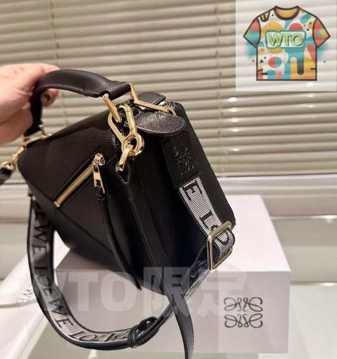  ロエベ ミニ 2 WAY ショルダーバッグ-WTO輸入-SAR 24 トレーナー トップス