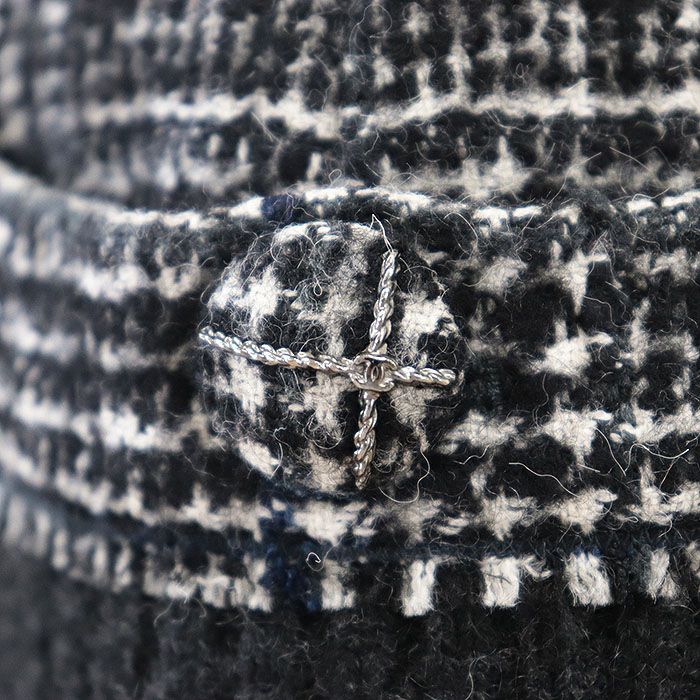 【極美品】シャネル ココボタン ウール アンゴラ 台形 膝丈スカート 44サイズ 極美品】シャネル ココボタン ウール アンゴラ 台形 膝丈スカート 44サイズ