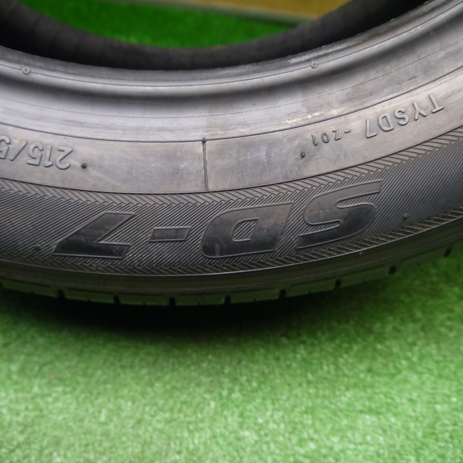 カムリ ヴェゼル