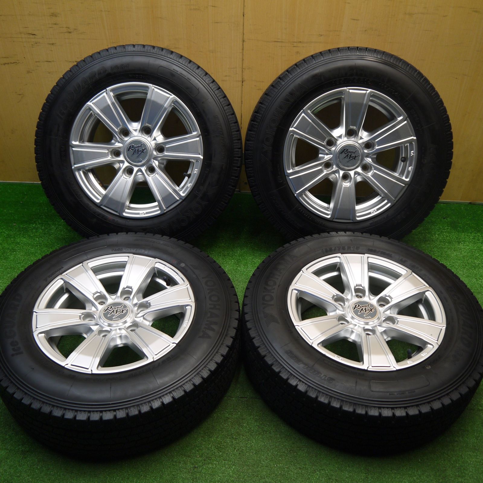 バリ溝 キレイ 9 5分 スタッドレス 185 75 R 15 106 104 L 12 PR ヨコハマ アイスガード iG 91 Road Max MiD ロードマックス 15インチ PCD 139 7 6 H ス