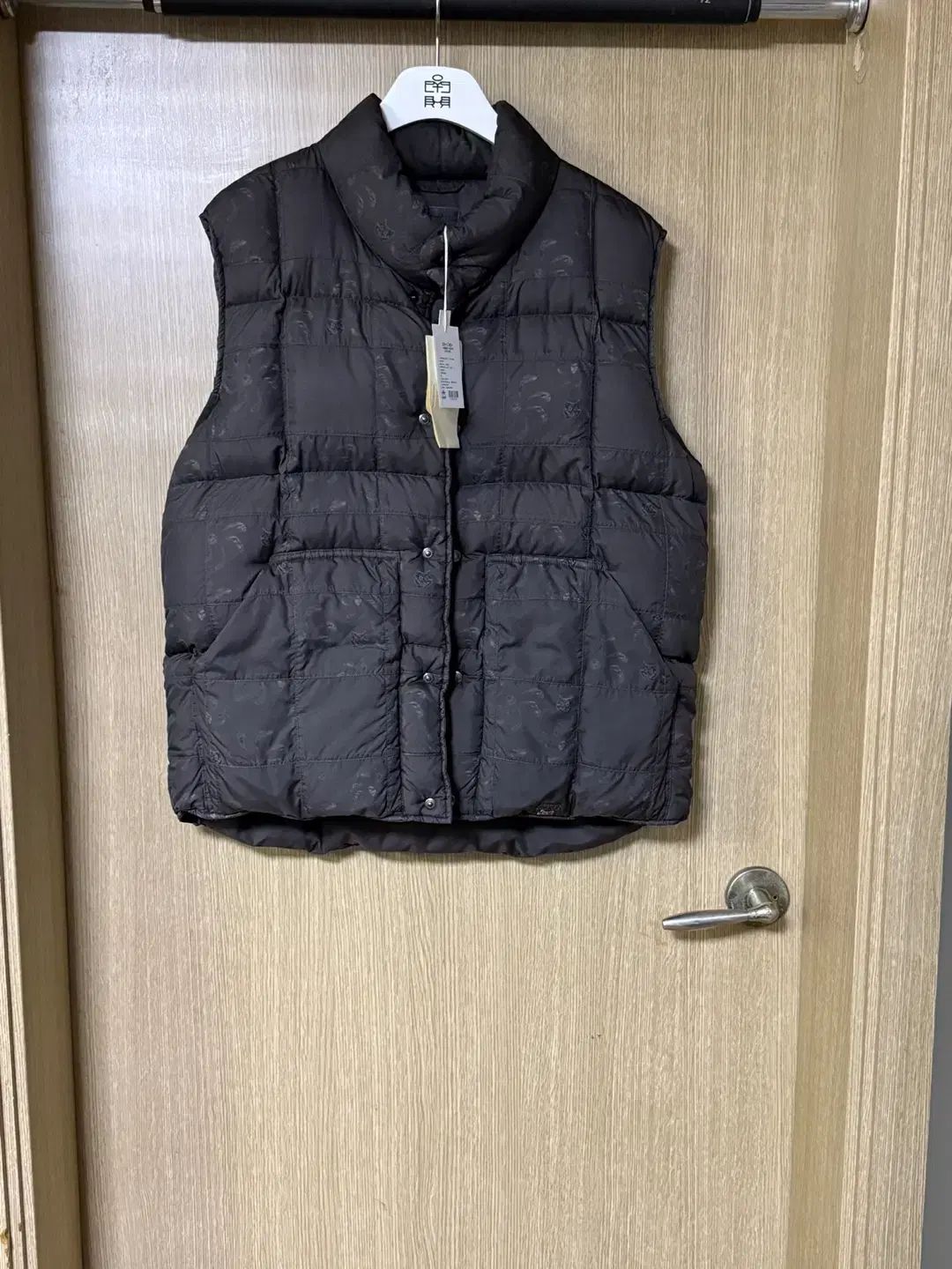 3 ポリテル ハンク ダウンベスト チャコールブラウン