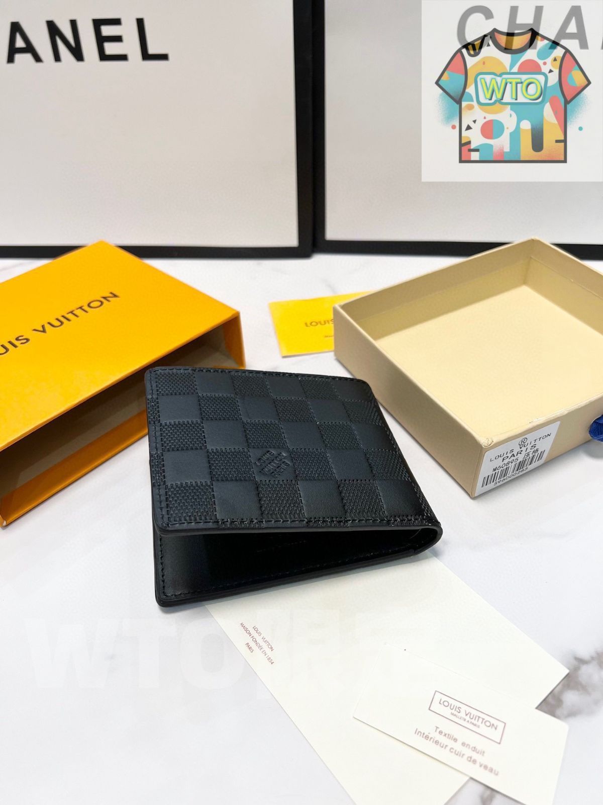 LV 黒色の短い財布