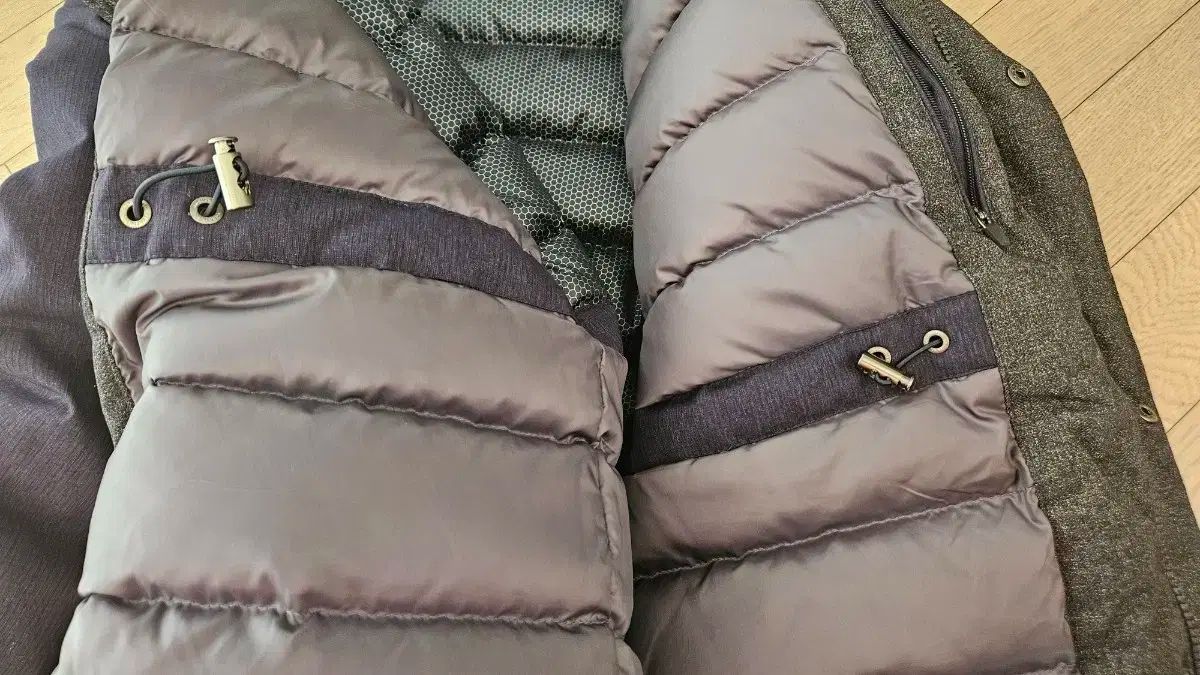 マウンテンパーカー