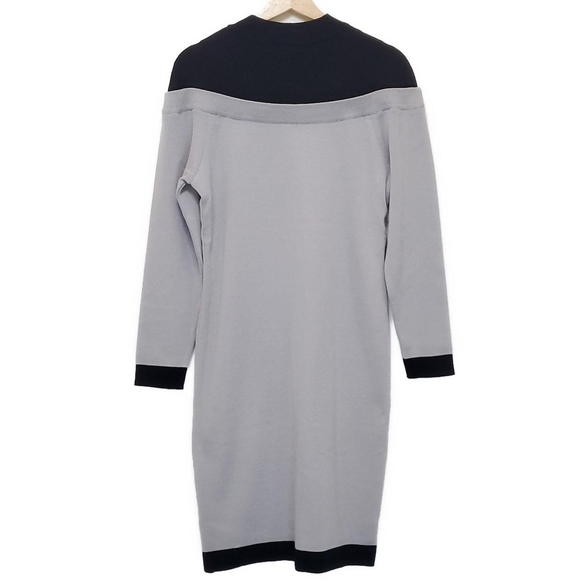 クリスチャンディオール　ニットワンピース　サイズ4 クリスチャンディオール ニットワンピース サイズ4 Christian Dior