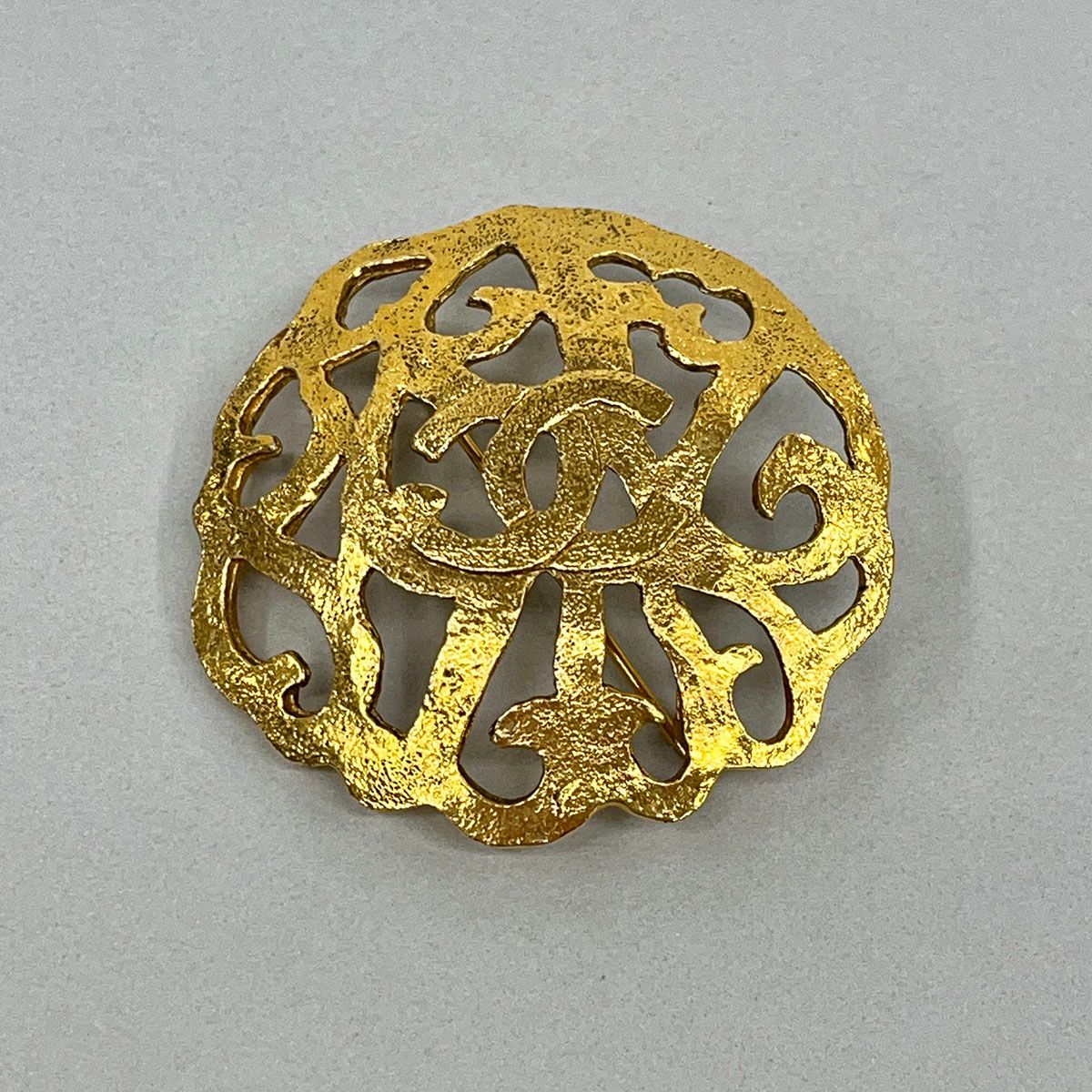 CHANEL シャネル ココマーク ラウンド ビンテージ ブローチ レディース メタル ゴールド