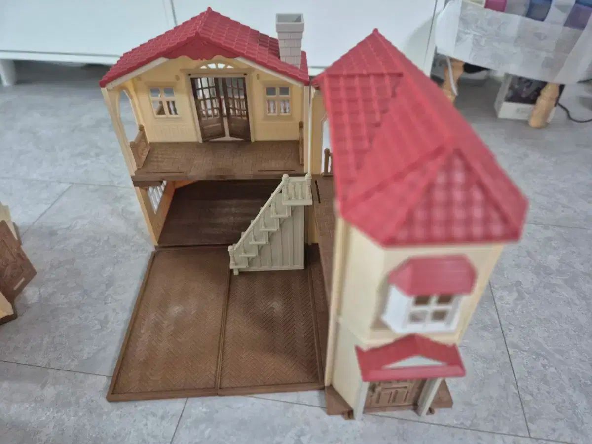 シルバニアファミリー 明かりの灯る大きなお家と基本のお家