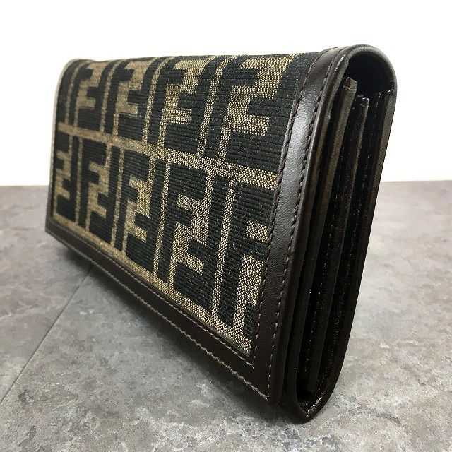 FENDI 長財布