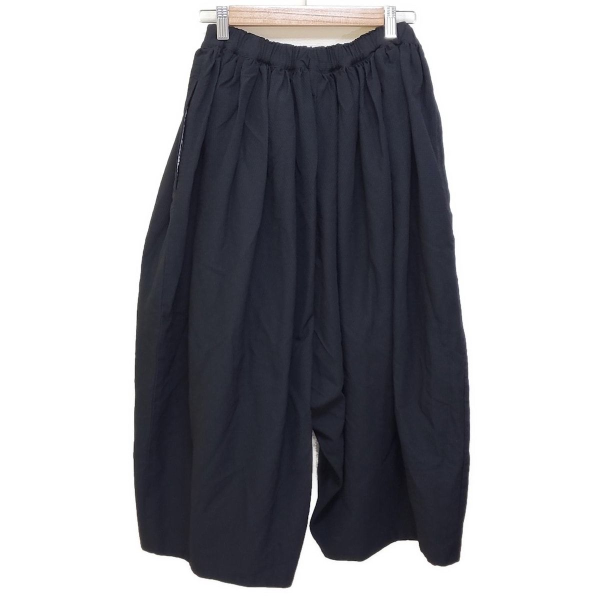 COMMEdesGARCONS COMMEdesGARCONS コムデギャルソンコムデギャルソン パンツ サイズXS レディース - 黒 フルレングス