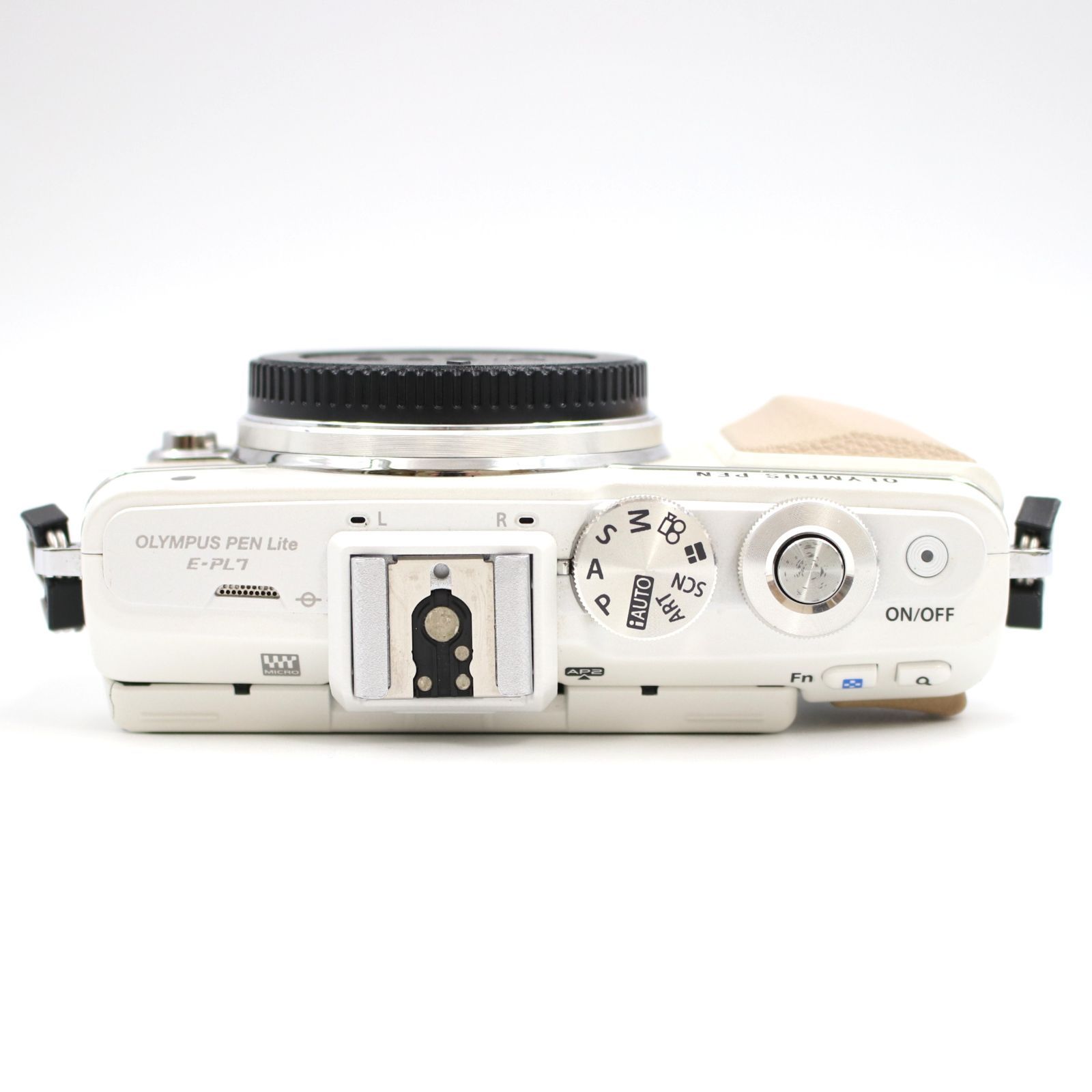 ホワイト ミラーレス一眼カメラ