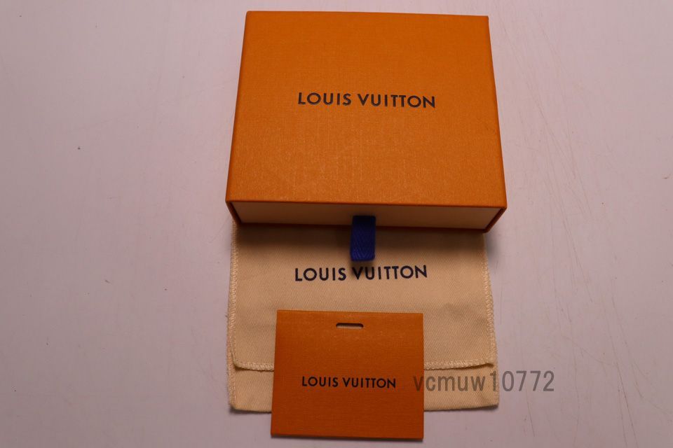 レザー 3つ折り財布