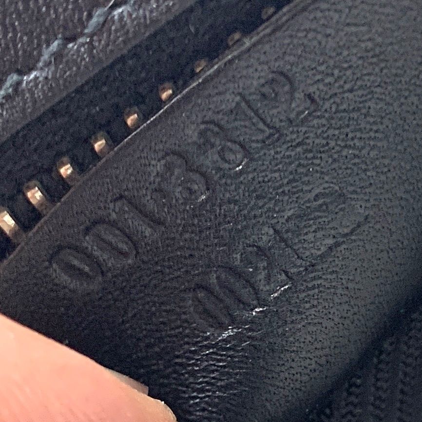 ショルダーバッグ レザー