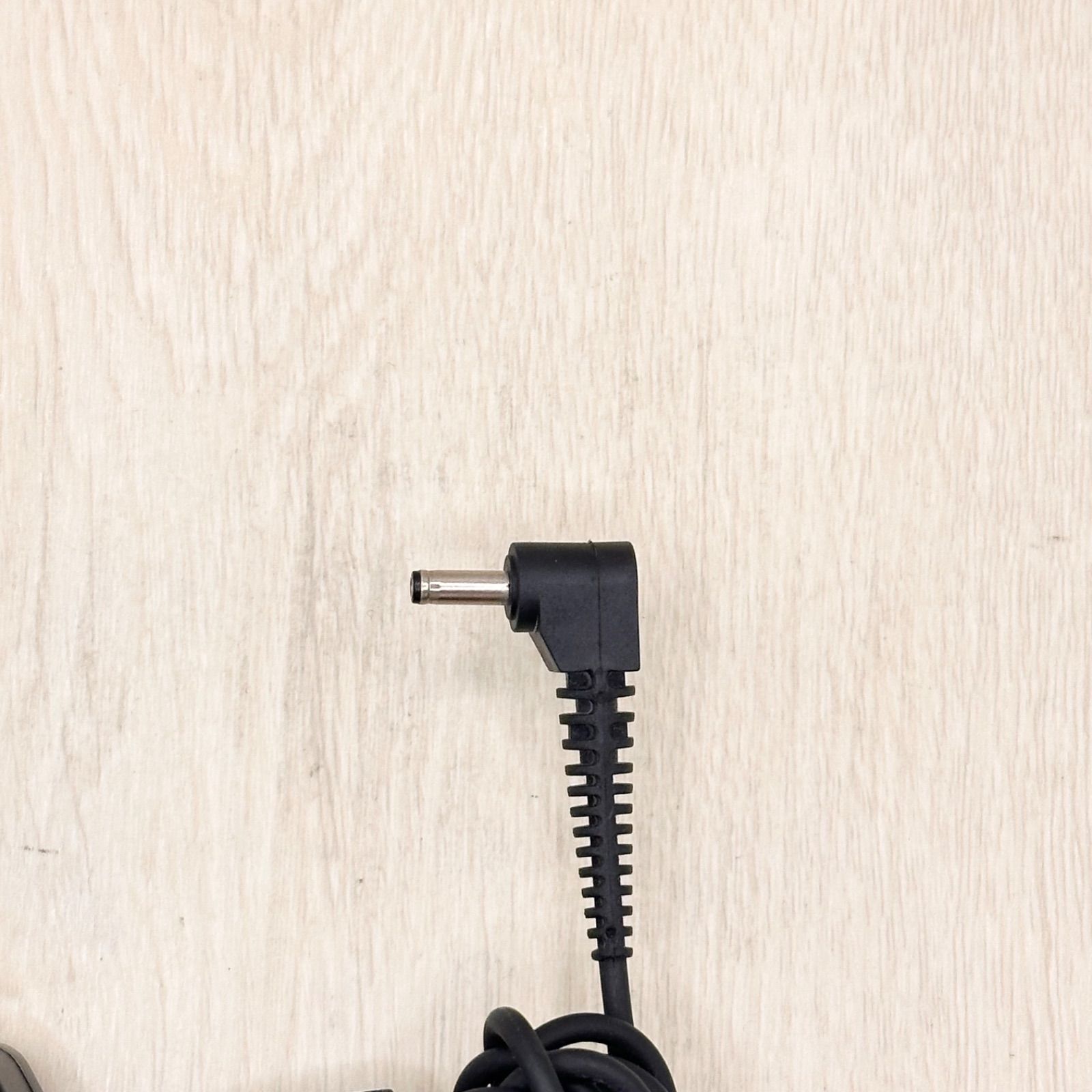 KH-82 Naris MEGA BEAUTY L×H ナリス メガビューティ 充電器 AC