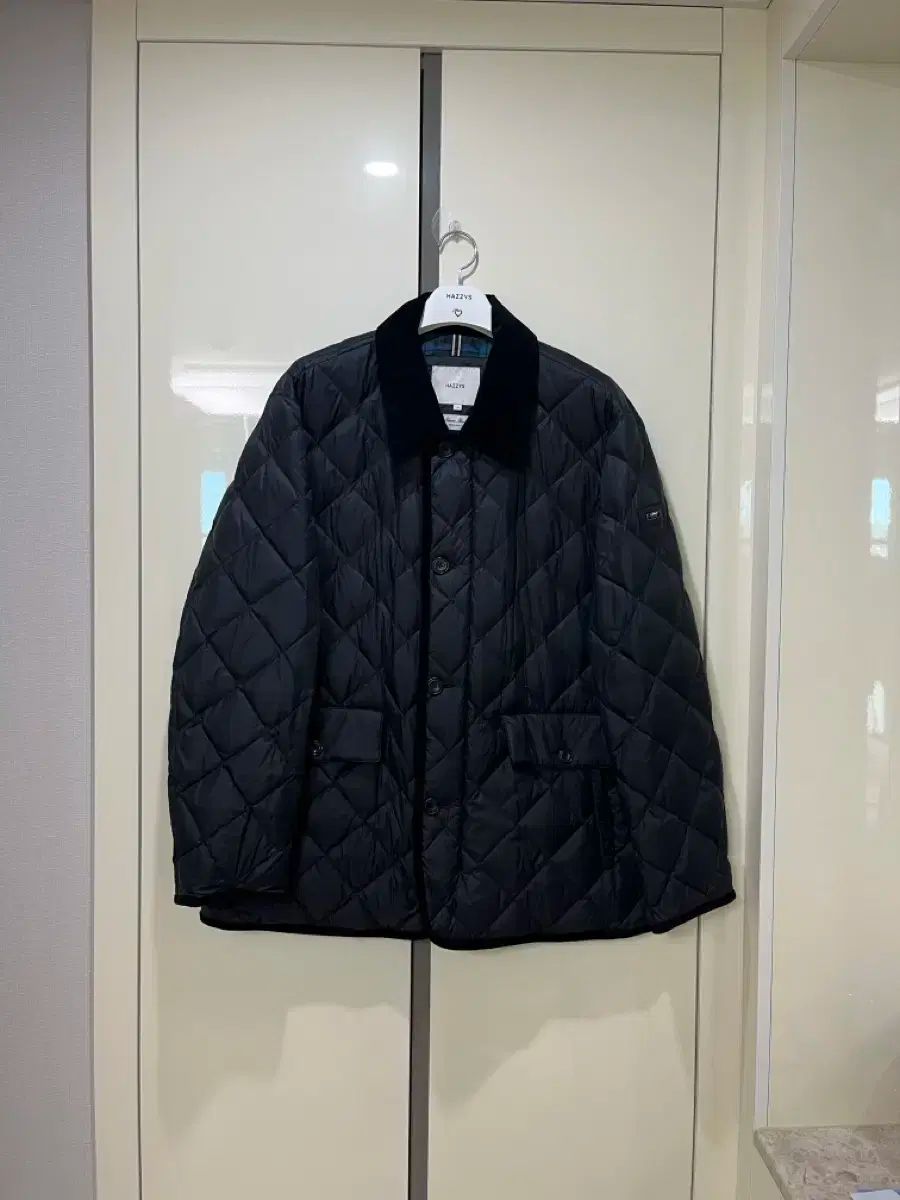 HAZZYS へジス ブラック キルティング グースジャケット 115