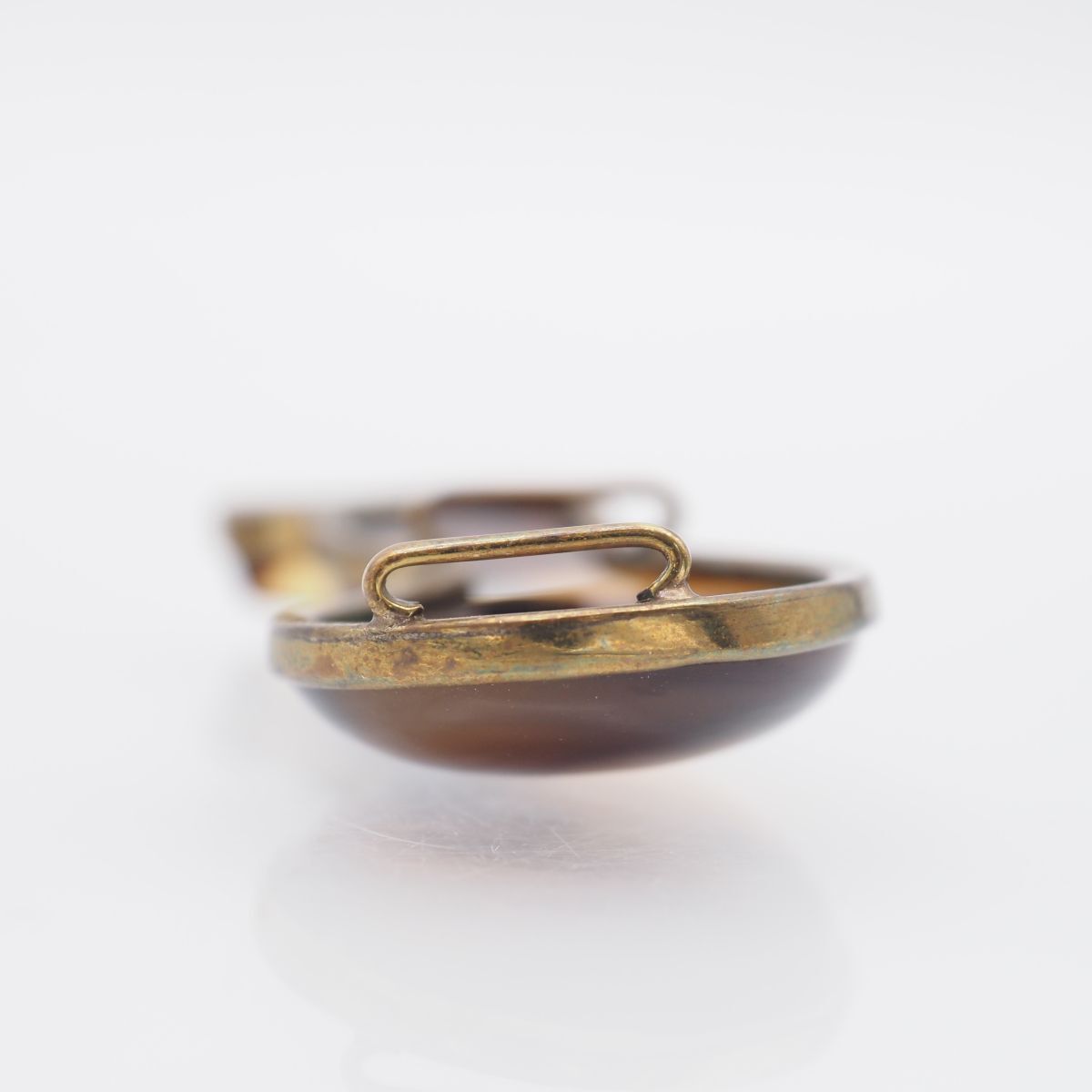  H 996 鼈甲 べっ甲 帯留め 瓢箪 ひょうたん ゴールド デザイン 和装小物 帯留め 根付 帯留め 帯飾り