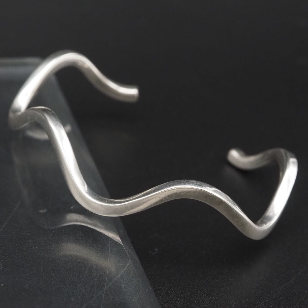 H 430 アルズニ ALZUNI AZ 950刻印 バングル デザイン シルバー 腕輪