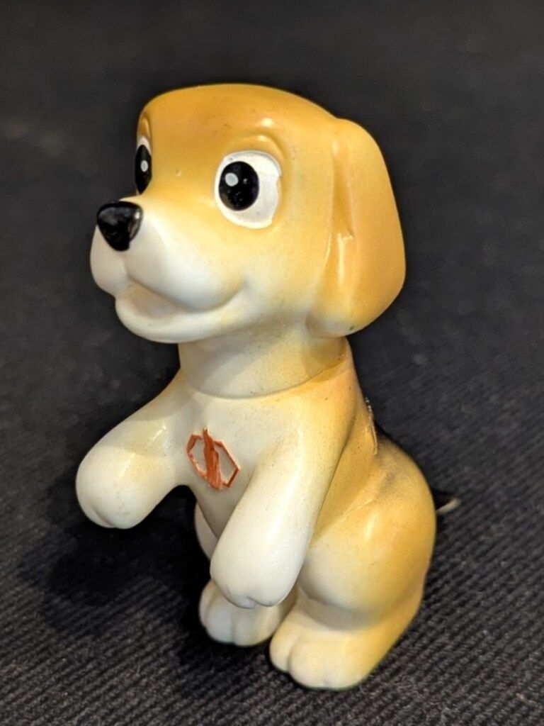 中外製薬 ビーグル犬ロンちゃんソフビ 2本足立ちポーズ - メルカリ