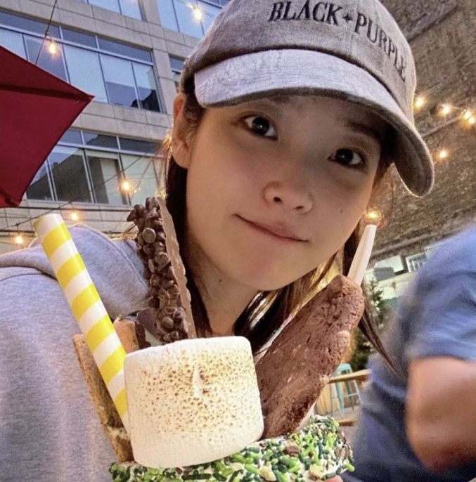 IU 帽子 ブラックファー パープル 帽子