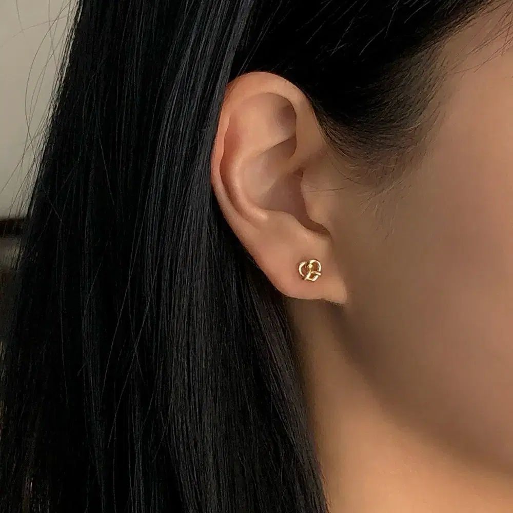 14 k 18 プレッツェル ボリューム 金ピアス