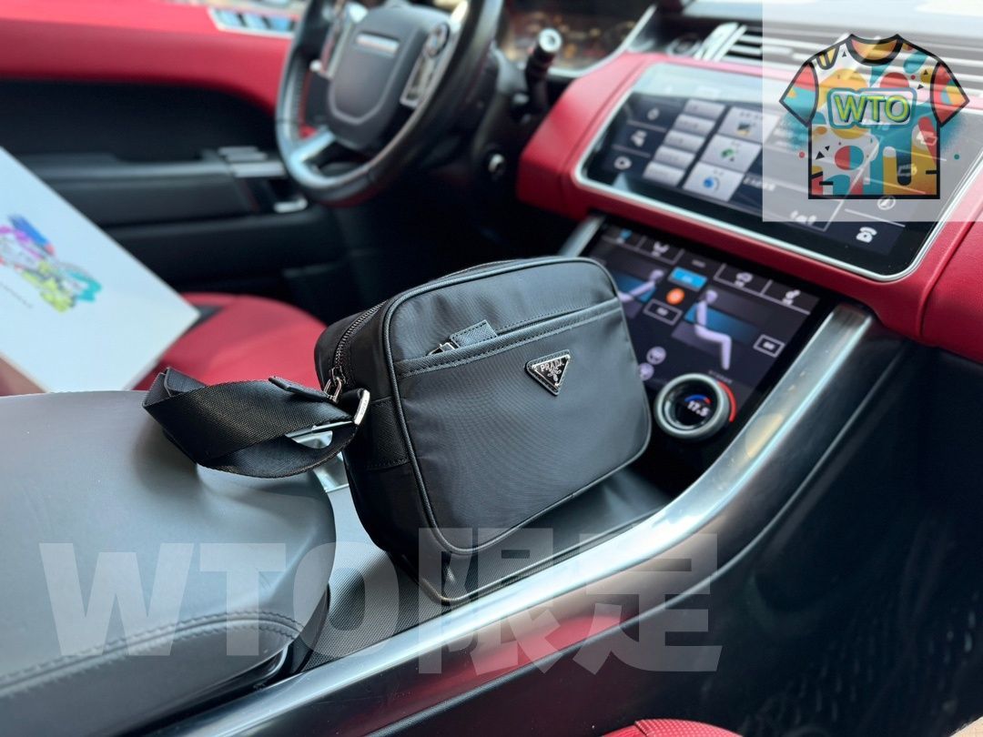 今日 PRADA プラダ メンズ シングルショルダーバッグ 在庫 価格