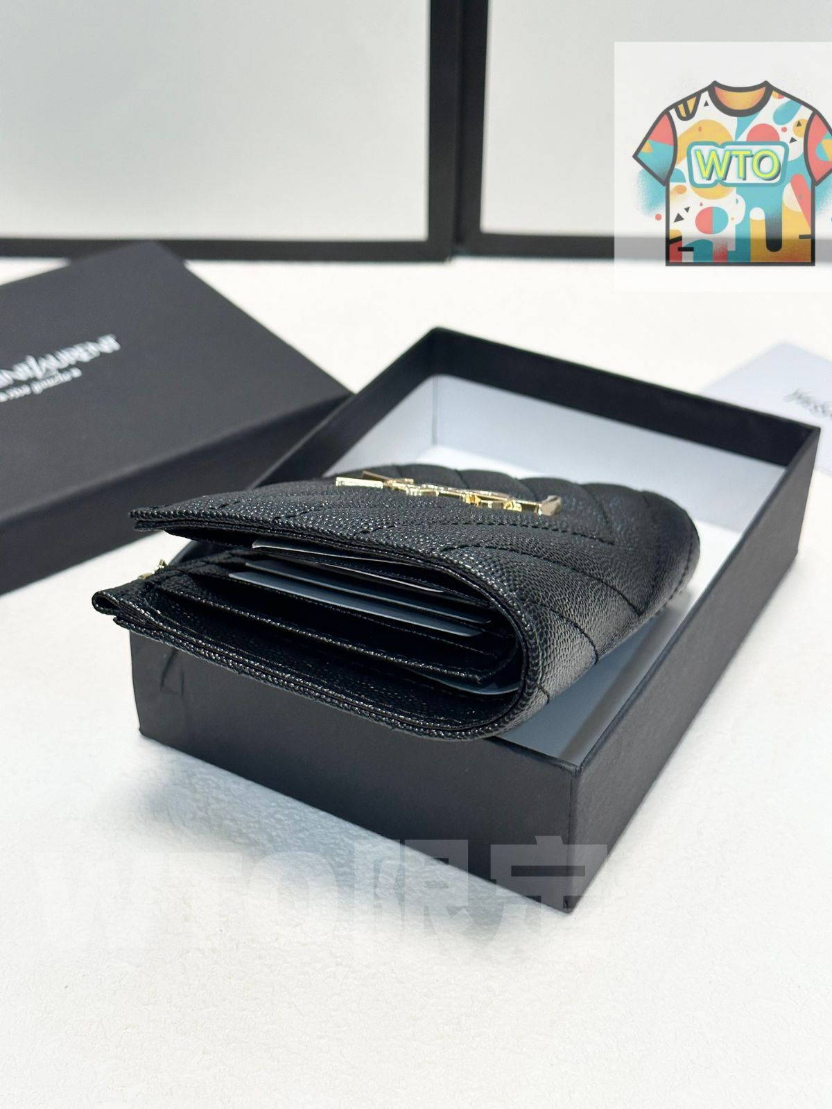 今日 YSL サンローラン ブラック ミニウォレット 在庫 価格