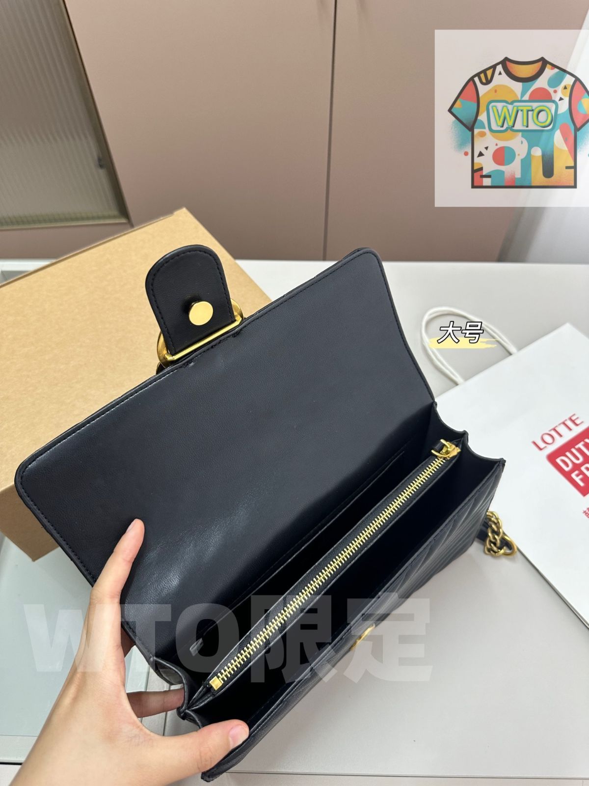  今日 PINKO 新モデル スワロウ チェーンバッグ 在庫 価格 ハンドバッグ バッグ