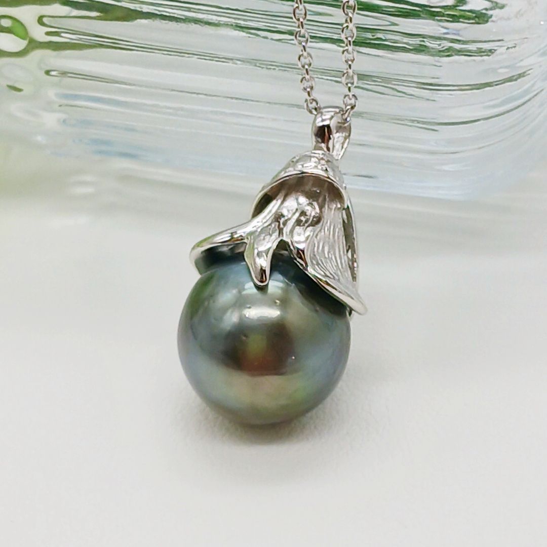 SV南洋黒蝶真珠ペンダント 大珠約14 3ミリ タヒチ真珠ペンダント 商品番号14-810