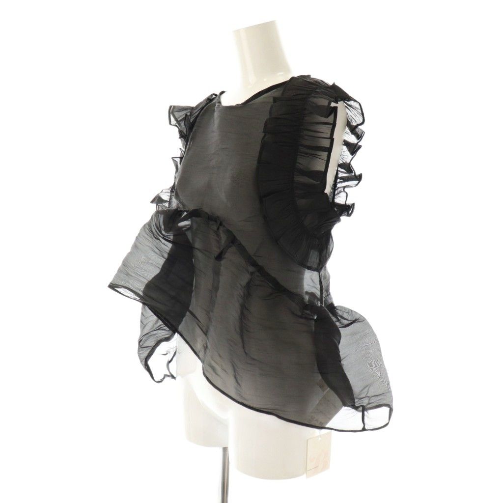 ペプラムトップス