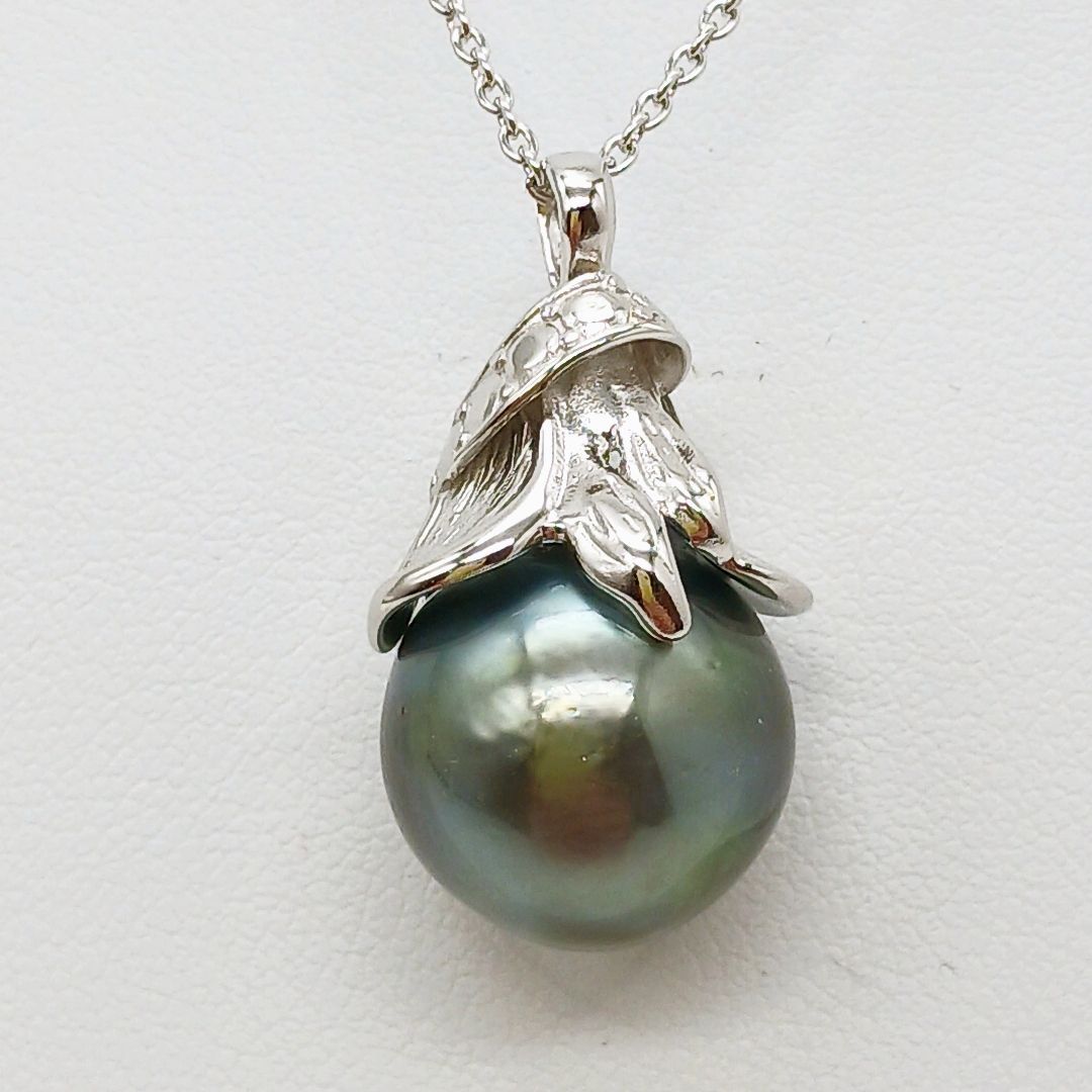  SV南洋黒蝶真珠ペンダント 大珠約14 3ミリ タヒチ真珠ペンダント 商品番号14-810 ネックレス アクセサリー