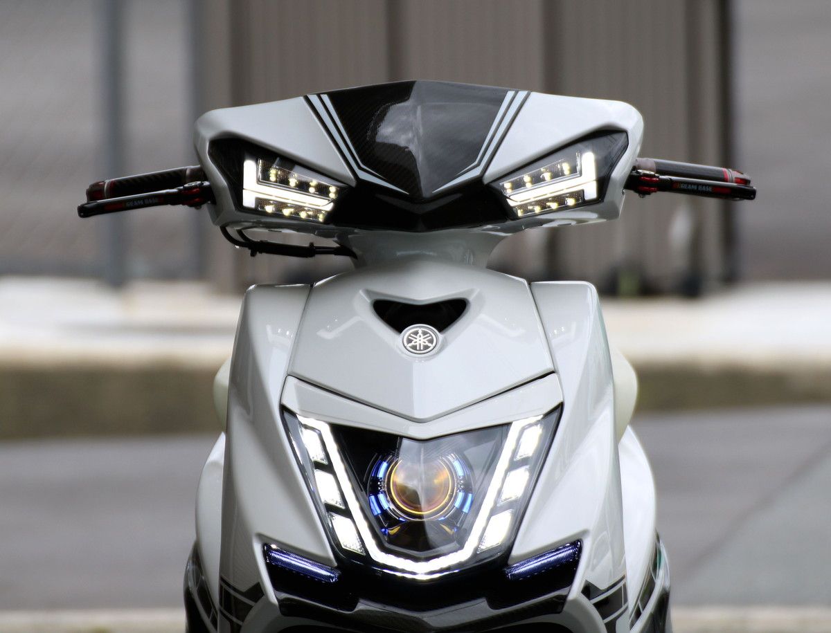 GAMMAS LEDフロントウインカーセット GAMMAS 4TH CYGNUS X シグナス X D4 ラインLED デイライト フロント