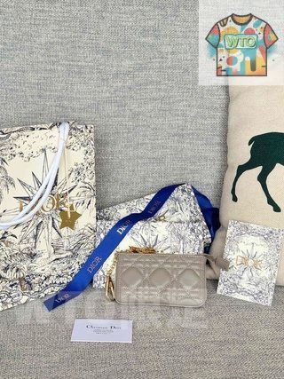 ショルダーバッグを大