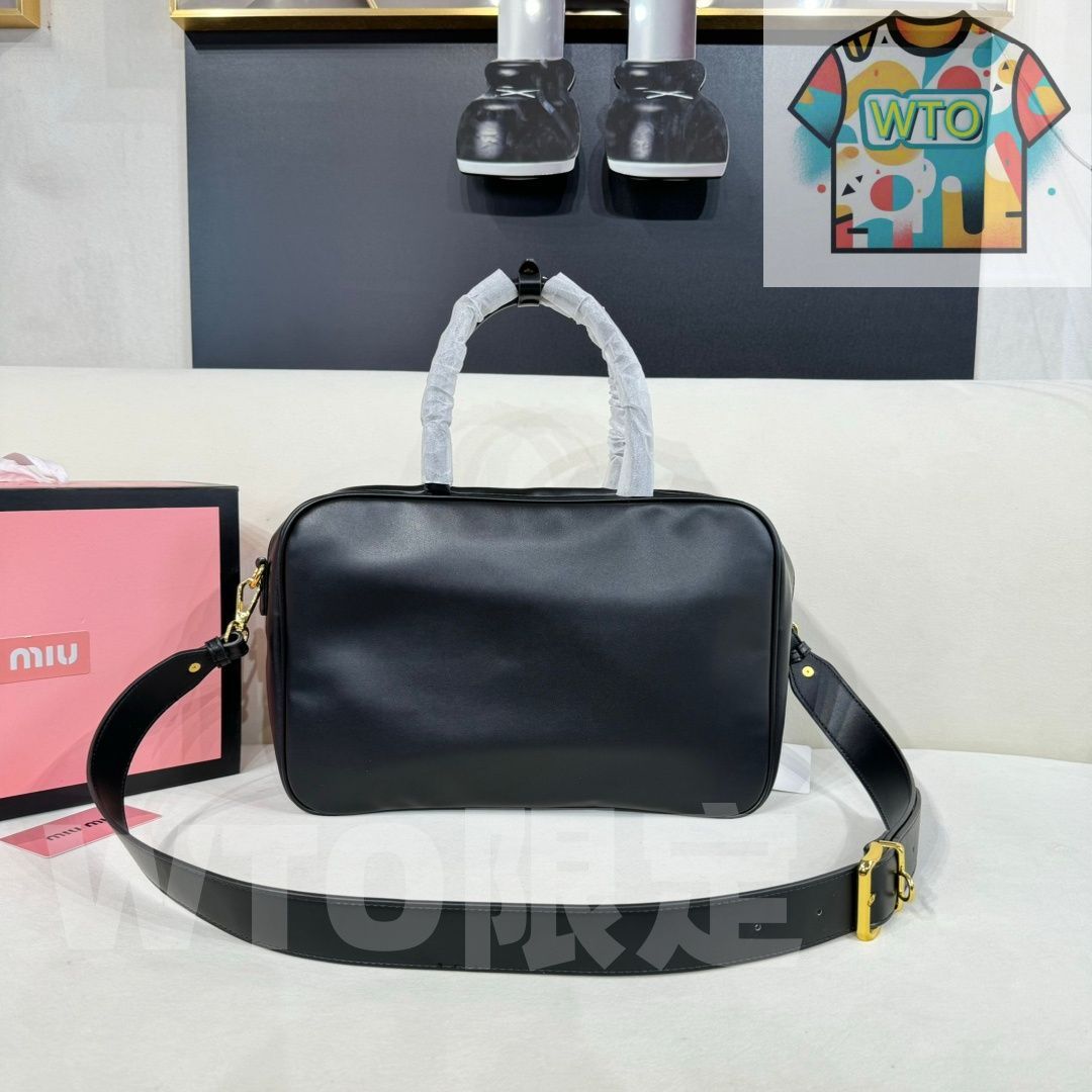 今日 miumiu ミュミュ アップグレードハンドバッグ な価格で在庫あり